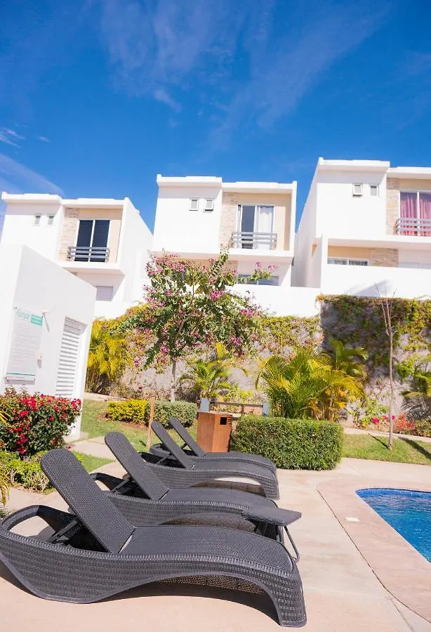 Casa En Privada Frente A La Playa Con Alberca! Villa Mazatlan Mexico