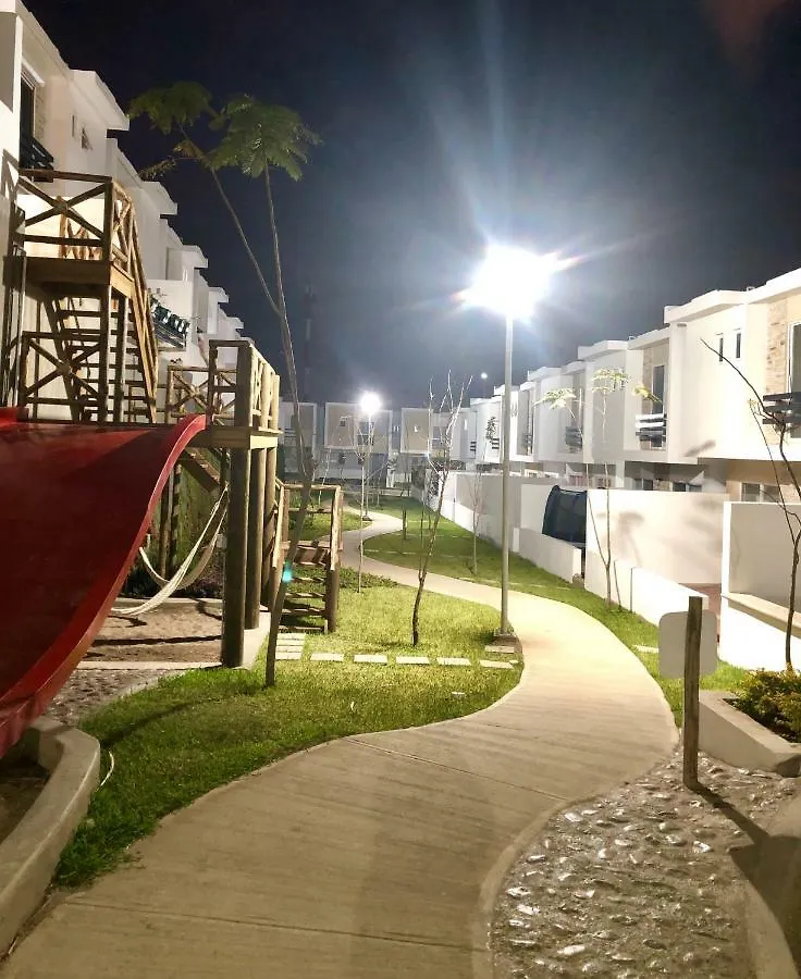 Casa En Privada Frente A La Playa Con Alberca! Villa Mazatlan